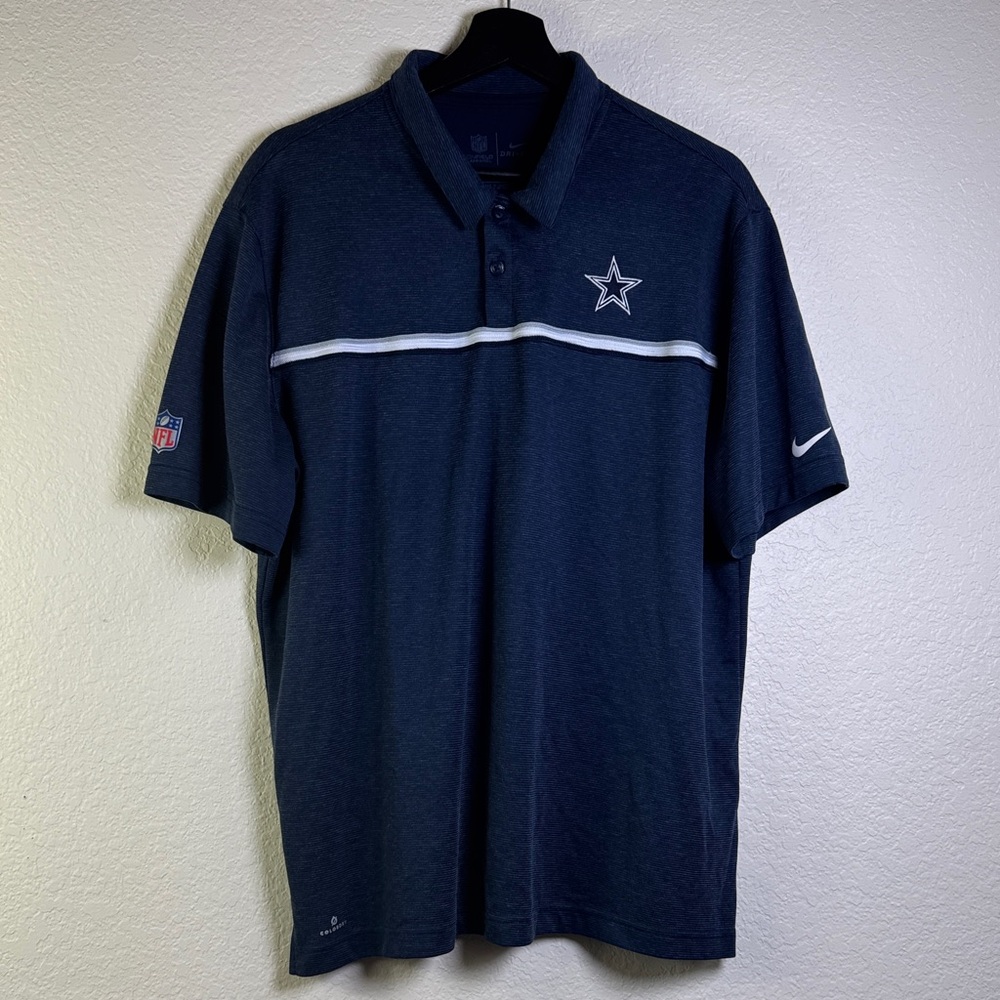 Men's Nike Dallas Cowboys NFL Navy Blue Polo Shirt.